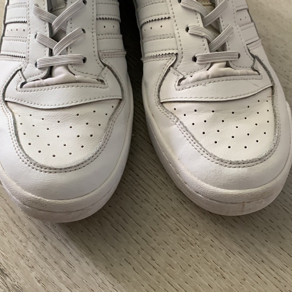 ADIDAS FORUM LOW’s white‎ sneakers shoe’s casual size 9.5 back to school - Picture 6 of 12